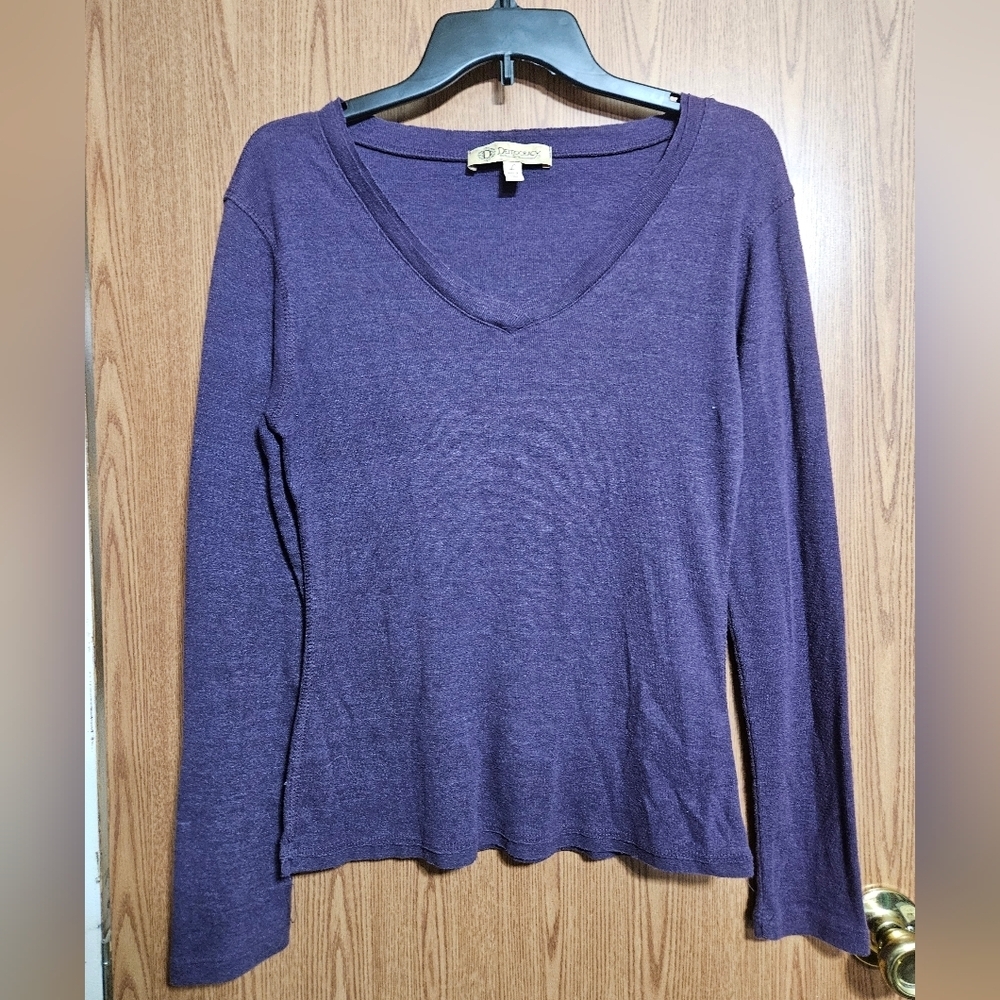 Democracy Purple Casual Sporty Long Sleeve Tee V Neck Size Large!